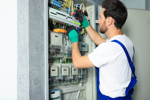 Best Electrical Troubleshooting Services  in Country Club Hills, MO